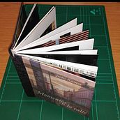 Libro de fotos de calle. Fine Arts, Design, Editorial Design, Graphic Design, Bookbinding, Photograph, and Photo Retouching project by Juan Ramos Gonzalez-Serna - 11.14.2018