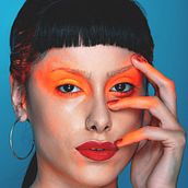El naranja es el nuevo negro. Un proyecto de Fotografía, Fotografía de estudio, Fotografía de moda, Fotografía de retrato e Iluminación fotográfica de Rodrigo Garcia - 18.11.2018