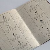 Discovering the Balearics | Ginbo Menu. Design editorial projeto de Amanda Nolla Wilhelm - 17.04.2018