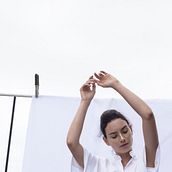 White is the new white. Fashion Photograph project by Francisco Sanmiguel Hermida - 10.21.2018