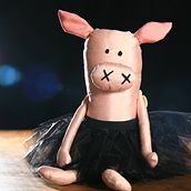 El lago de los Chanchitos. To, and Design project by Li Di Toys - 12.28.2018