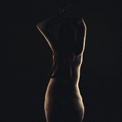 About Naked-2 Ein Projekt aus dem Bereich Fotografie von Gala Ramas - 02.01.2019