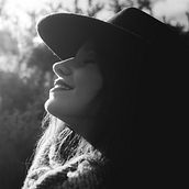 Mi Proyecto del curso: Fotografía de retrato con luz natural. Un proyecto de Fotografía de Eduardo Fernández - 05.03.2019