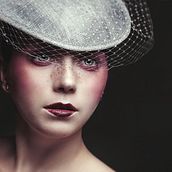 Mi Proyecto del curso: Retoque fotográfico de moda y belleza con Photoshop. Photo Retouching project by Beatriz Diéguez Reyes - 01.18.2019