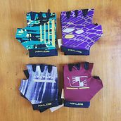 Guantes. Design project by Stephanie Teichelmann - 01.23.2019