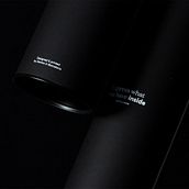 Dentro Identity. Un proyecto de Br, ing e Identidad y Diseño gráfico de Dentro - 24.01.2019