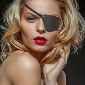 Mi Proyecto del curso: Retoque fotográfico de moda y belleza con Photoshop. Fashion Photograph project by Salvador Morales - 01.28.2019