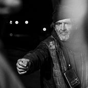 Cañada Real. Un pueblo marginal a las afueras de Madrid, donde la decadencia humana está a la orden del día, contaminada de droga y de vaivenes de gente en busca de ella.. Un proyecto de Fotografía de Leandro Aballe Amoedo - 05.02.2019