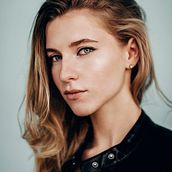 Mi Proyecto del curso: Retoque fotográfico de moda y belleza con Photoshop. Photograph project by David Ruiz - 02.16.2019
