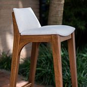 Diseño de silla de bar. Furniture Design, and Making project by Beatriz Vieda - 12.06.2018