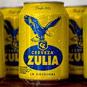 Garaje Zulia. Categoría: Acciones Especiales. BTL puro y duro. . Street Art, Cop, writing, Creativit, Logo Design, Audiovisual Production, and Social Media project by Guillermo Pereira - 02.21.2019