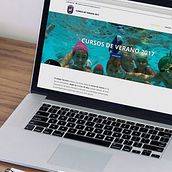 WEB PARA CURSOS DE VERANO. Un progetto di Graphic design e Web design di Paqui Hidalgo Gámez - 04.06.2017