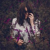 Flores. Fotografia de retrato projeto de Luis Cevallos - 04.04.2019