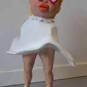 Mi Proyecto del curso: Diseño e intervención de art toys, The Blonde Girl. Fine Arts, To, and Design project by Joan Priego Garcia - 04.18.2019