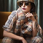 Sala equis. Un proyecto de Fotografía, Fotografía de estudio, Fotografía de moda, Fotografía de retrato, Gestión del Portafolio, Iluminación fotográfica y Post-producción fotográfica		 de Rocío Sánchez Lloréns - 14.05.2018