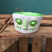 Macetas personaje. Een project van  Creativiteit,  Ontwerp y Ontwerp van personages van Ana Karen Cortés Montaño - 07.05.2019