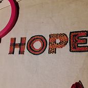 Mi Proyecto del curso: Letras bordadas: el hilo como herramienta gráfica. Arts, and Crafts project by Laura Ruiz - 05.12.2019