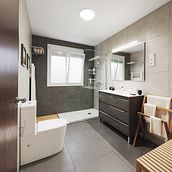 Cobisa's Bathroom. 3D, Architecture, Digital Architecture, Interior Architecture, Decoration, Interior Design, Infographics, and 3D Modeling project by Carlos Carmena García-Bermejo - 05.14.2019