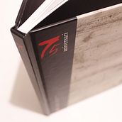 Diseño y maquetación del libro: 75 aniversari del CAATEEB. Un proyecto de Diseño editorial, Diseño gráfico y Tipografía de Xavier Carrascosa Rivera - 28.06.2017