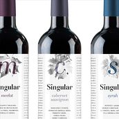 Etiquetas Vino «Singular». Un progetto di Graphic design di Cristian Alberola+García - 30.06.2019