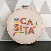 Mi Proyecto del curso: Letras bordadas: el hilo como herramienta gráfica. Un progetto di Artigianato, Belle arti, Ricamo, Cucito, Creatività, Direzione artistica, Design e Tipografia di Trinidad Quito Bravo - 05.07.2019