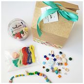 Mi proyecto es fotografiar uno de mis últimos productos, una caja de enhebrado para niños. Arts, and Crafts project by Paola - 08.04.2019