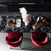 Mystic Red. Arquitetura de interiores, Decoração de interiores, e Design de interiores projeto de imaginationworks3 - 06.08.2019