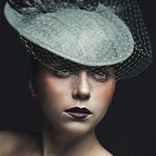 Mi Proyecto del curso: Retoque fotográfico de moda y belleza con Photoshop. Un proyecto de Fotografía de moda de Iván Vfx Compositor - 11.08.2019