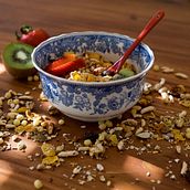 Granola al forno. Un progetto di Fotografia di prodotti di Mariela Chaves Abrego - 17.08.2019