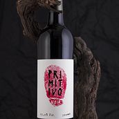 Etiqueta de vino para Irvine Wines. Un progetto di Packaging di contacto-8 - 21.08.2019
