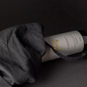 Amic Fort / Labelproject. Een project van  Art direction, Logo-ontwerp, Grafisch ontwerp y Packaging van Evangelisti y Cía. / Estudio Diseño Gráfico Estratégico - 11.03.2019