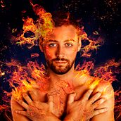 Fénix Oscuro. Graphic Design, Photograph, Fine-Art Photograph, Studio Photograph, Photographic Lighting, and Photo Retouching project by Pablo Muñoz Gonzalez - 09.20.2019