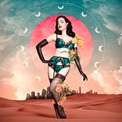 Ejercicio Photoshop : Dita Von Theese. Collage project by Byron Flores - 09.26.2019