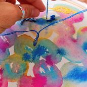 Mezcla vibrante. Un progetto di Ricamo, Cucito e Pittura di Martha Ines Sant Comaleras - 14.10.2019