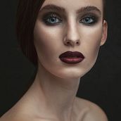 My project in Photograph Retouching for Fashion and Beauty with Photoshop course. Digital Photograph project by Cesar Ortiz - 10.15.2019
