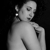 Desnuda. Un progetto di Fotografia, Fotografia artistica, Fotografia in studio, Fotografia di ritratto e Fotografia digitale di Sara Flórez de Quiñones Gómez - 17.10.2019