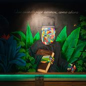 Mural Licenciado Vidriera. Interior Design, Traditional illustration, Painting, Acr, and lic Painting project by Débora Aguelo - 10.29.2019