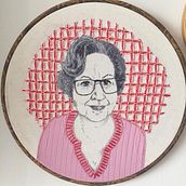 Retrato de mi Omi. Embroider, and Traditional illustration project by Macarena Lazcano - 10.29.2019