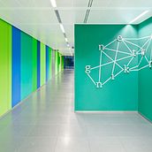 Esade Colors. Decoration, and Graphic Design project by Yvette Larrañaga - 10.30.2014
