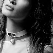 Singularity Collection - Sinestesia Accesorios. Art Direction, Jewelr, Design, Fashion Photograph, and Product Photograph project by Paula Penise - 11.03.2019