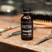 Barbería Barba Negra. Product Photograph, Digital Photograph, and Photographic Lighting project by Jesús Mario Alberto García Fraire - 06.15.2018