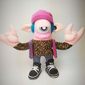 SkaterBicho. Un proyecto de Arte urbano, Artesanía, Costura, Creatividad, Diseño de juguetes y Diseño de personajes de Adrián Álvarez Sánchez - 12.11.2019