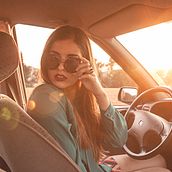 Libri. Un progetto di Fotografia artistica e Fotografia di moda di Eva Díaz - 13.11.2019