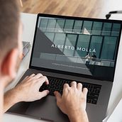 Alberto Molá Diseño Web. Projekt z dziedziny Tworzenie stron internetow, ch i Web design użytkownika Alejandro Estarlich - 01.10.2019