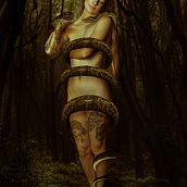 Mi Proyecto del curso: Retrato fotográfico pictórico "Lilith - John collier (1887) . % laura Sánchez García tarafından hazırlanan Fotoğrafçılık, Güzel Sanatlar Fotoğrafçılığı, Portre Fotoğrafçılığı, Ve Dijital Fotoğrafçılık projesi - 12.05.2019