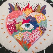 Bordado: Corazón delator. Embroider project by Valeria Soledad - 12.05.2019