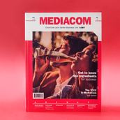 Mediacom - Cocacola. Projekt z dziedziny Grafika ed, torska i Projektowanie graficzne użytkownika Angélica Cardona - 12.09.2018