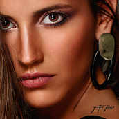 Mi Proyecto del curso: Retoque fotográfico de moda y belleza con Photoshop. Fashion Photograph project by Yónatan Grenón - 01.05.2020