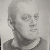 Auto-retrato realista com lápis grafite. Realistic Drawing project by Joaquim Soares - 02.07.2020