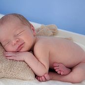 Meu projeto do curso: Introdução à fotografia newborn . Fotografi proyek oleh nandaspairani - 09.02.2019